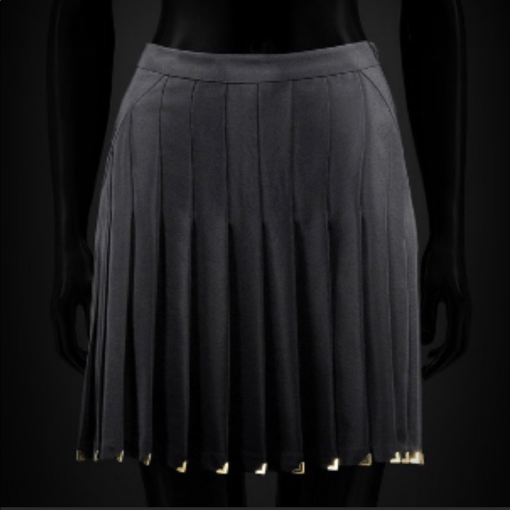 RARE!! VERSACE X H&M Pleated Miniskirt 💃🏾